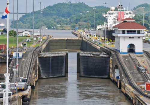 Exploring the Panama Canal: Discounts and Tours