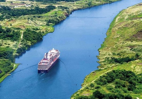15 Best Panama Canal Tours to Explore the Engineering Wonder